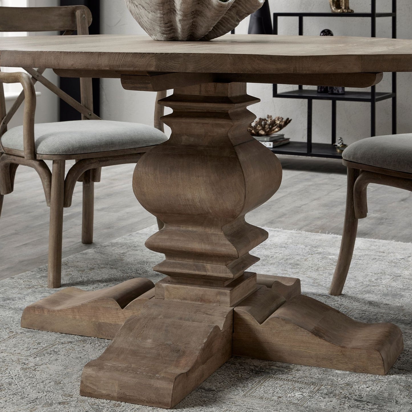 Hills Interior Copgrove Collection Round Pedestal Dining Table