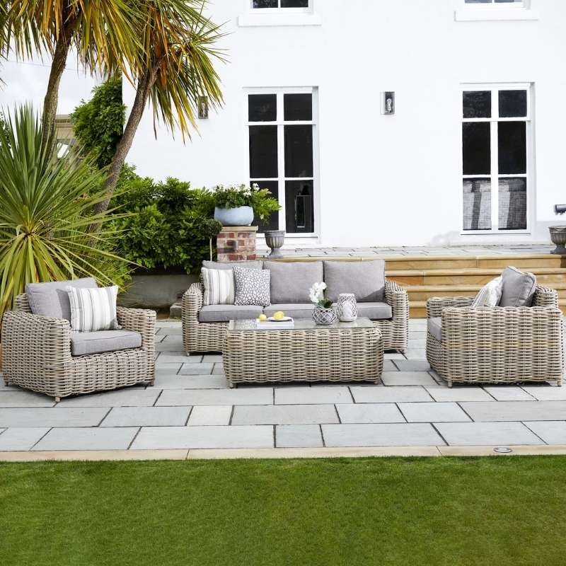 Hill Interiors Amalfi Collection Outdoor Five Seater Set